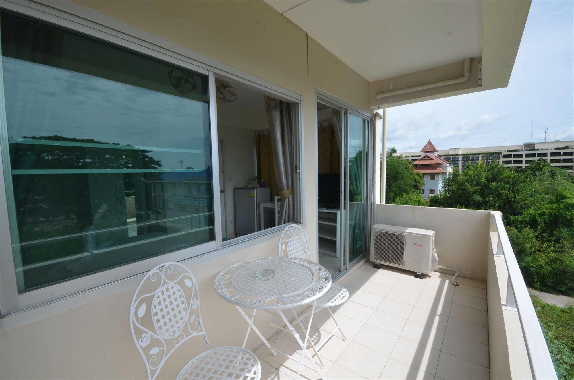 Pearl@Hua Hin Hotel Exterior foto